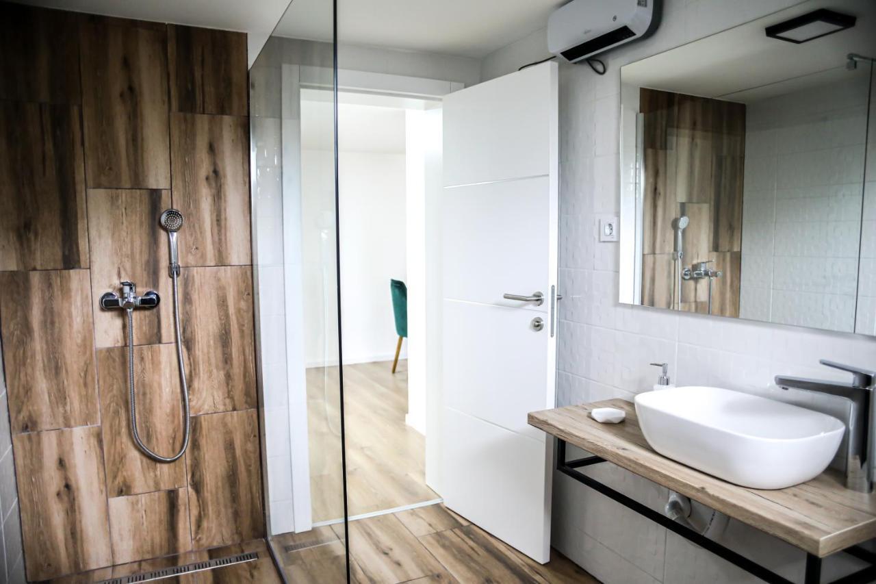 La Casa Apartments ยาโกดินา ภายนอก รูปภาพ